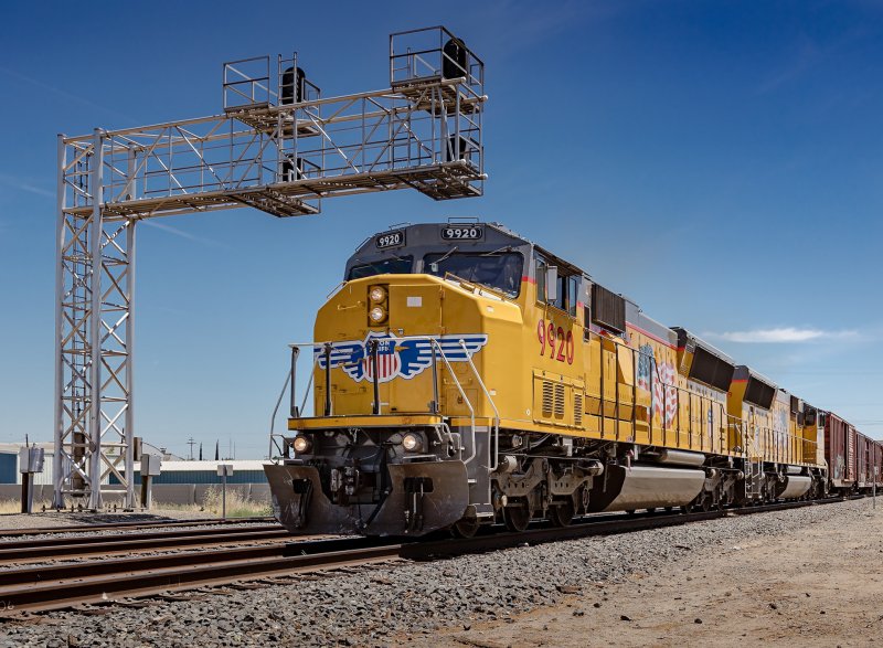 Тепловоз EMD dda40x