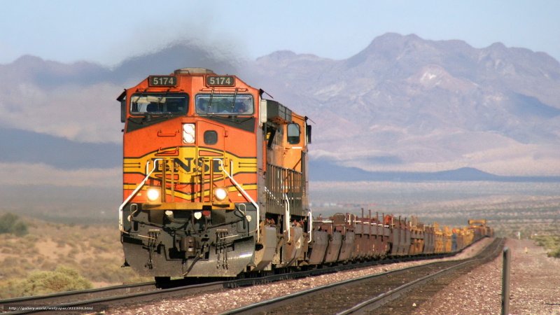 Локомотив BNSF вагоны
