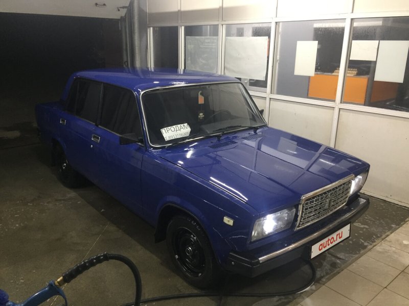 Синяя ВАЗ 2107 В тонере