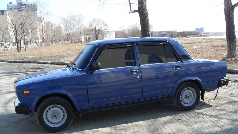 ВАЗ 2107 ВАЗ синий