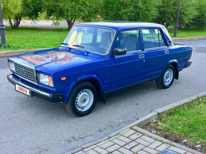 ВАЗ 2107 синяя