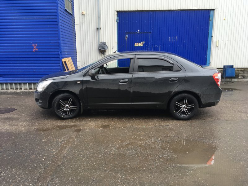 Chevrolet Cobalt колеса r20