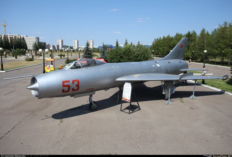 Су-7б самолет