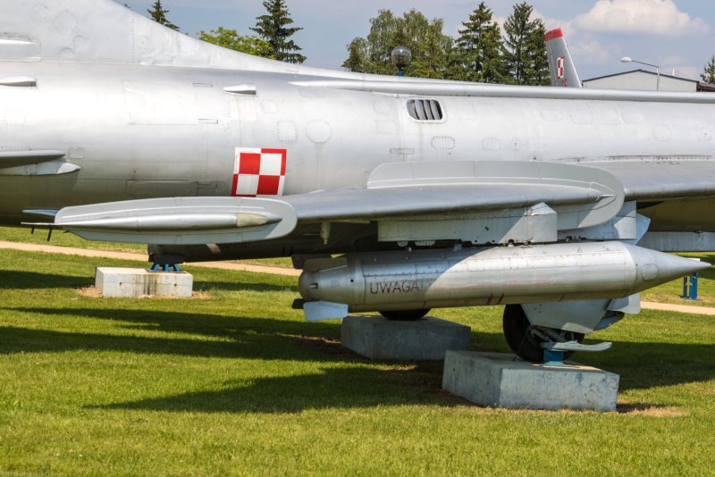 Су-7б полет