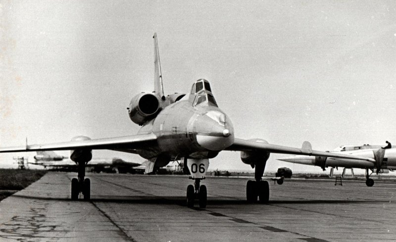 Ту 105