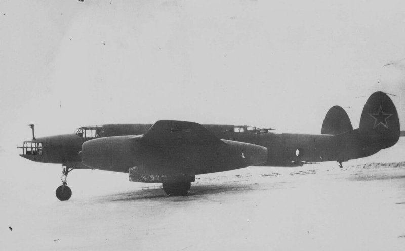 Ту-12 бомбардировщик