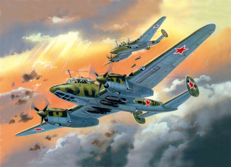 Пикирующий бомбардировщик пе-2