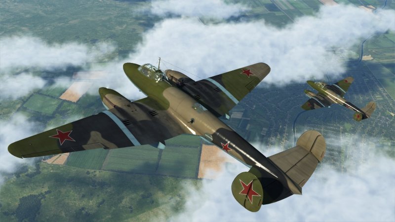 Пе-2 пикирует