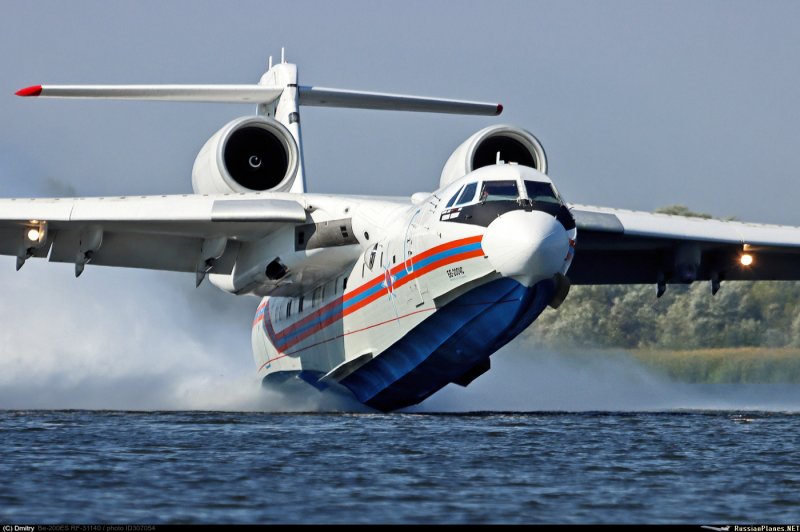 Амфибия бе 200