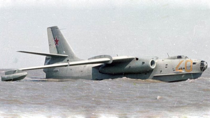 Реактивный гидросамолет бе-10