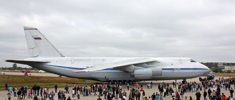 Пассажирский Руслан АН-418