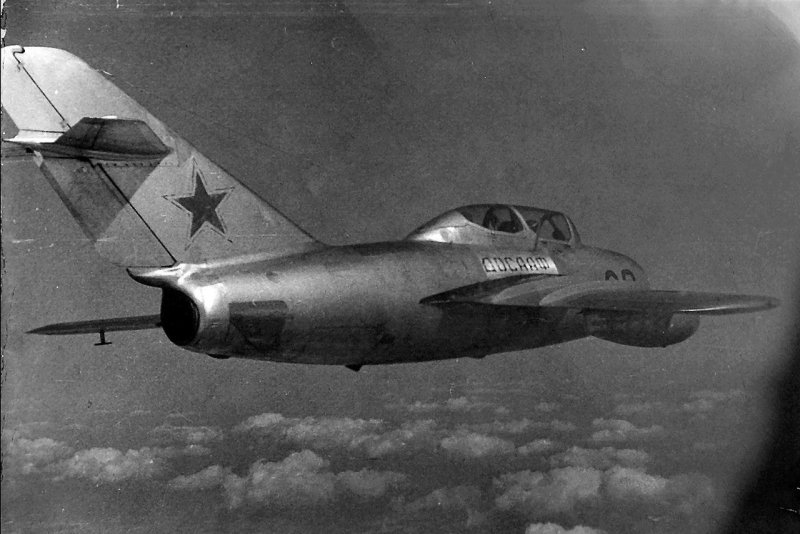 Истребитель миг-15ути Гагарин