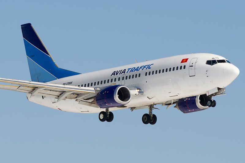 Boeing 737 Avia Traffic