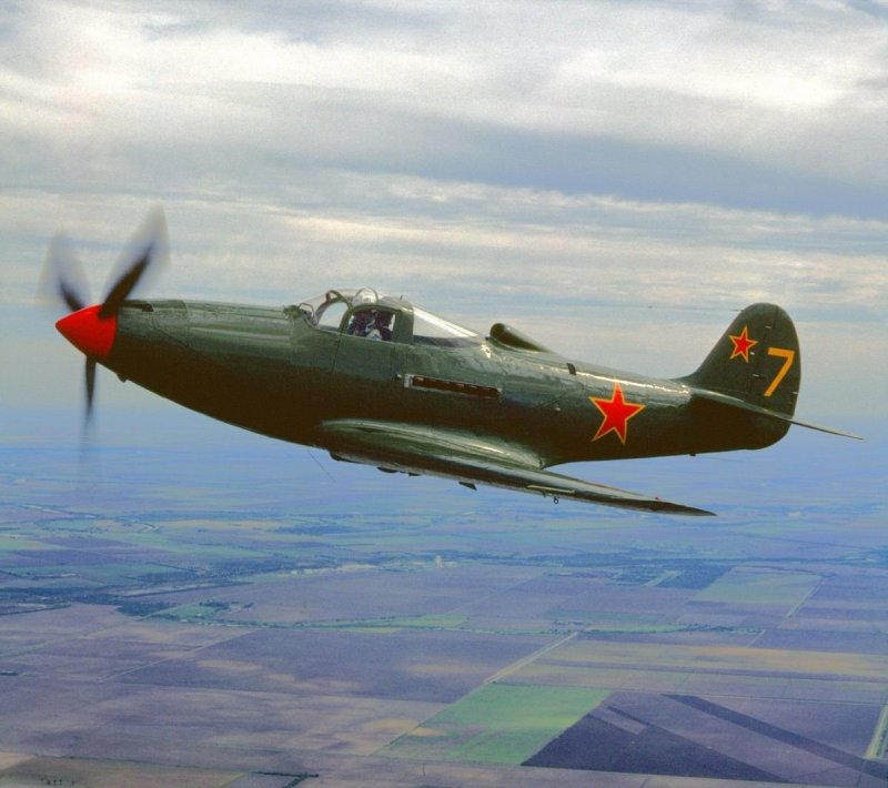 Самолет "Bell p-39 Airacobra",