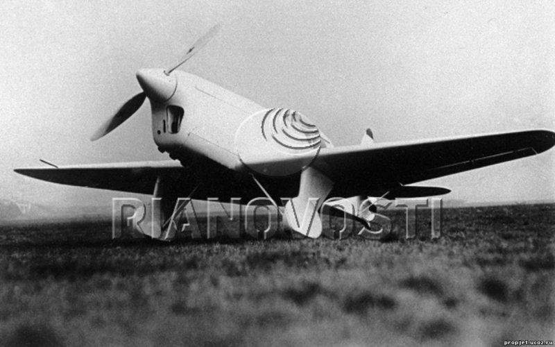 Учебно-тренировочный самолет УТ-21 (Я-21)