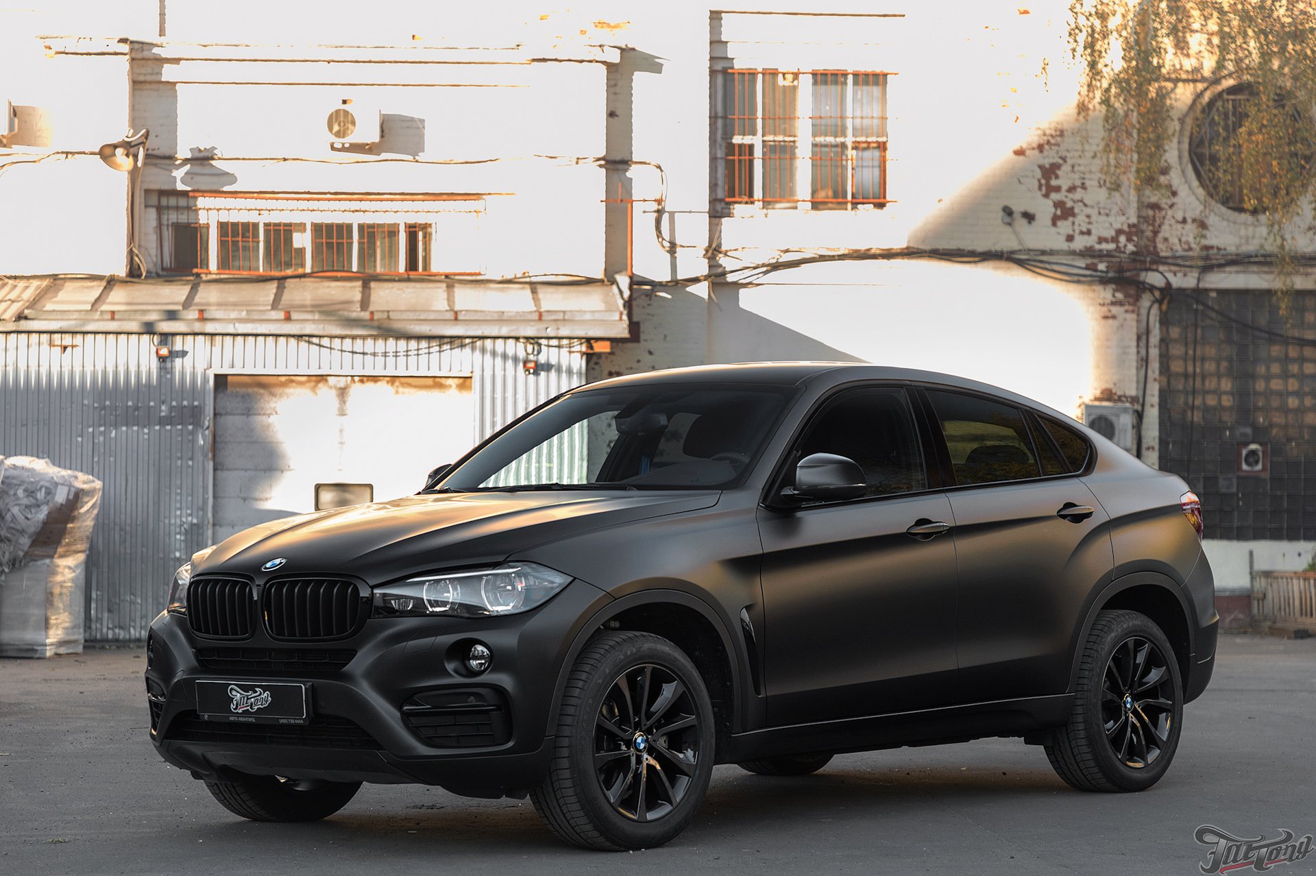 Ливан х6 характеристики. BMW x6 2022 Black. БМВ х6 Блэк эдишн. BMW x6 2021 черный.