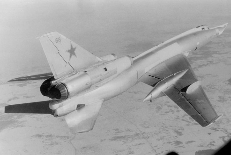 Самолет ту 22