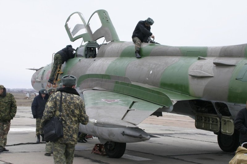Самолет Су-17м3