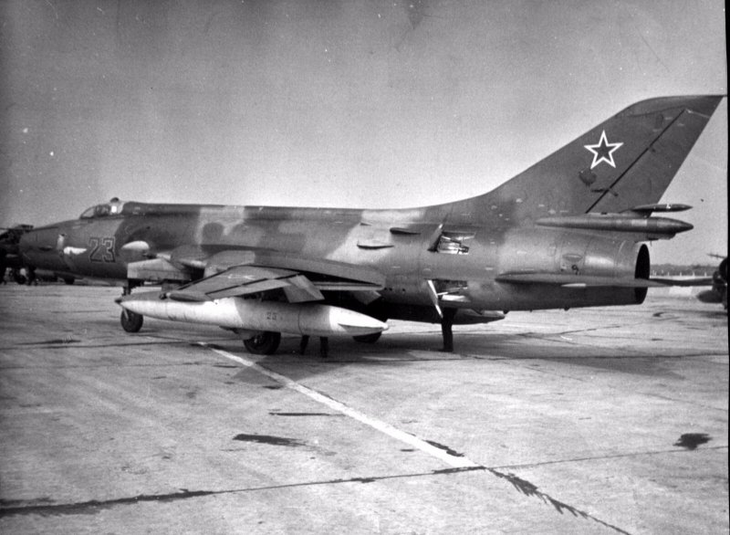 Су-17 истребитель-бомбардировщик