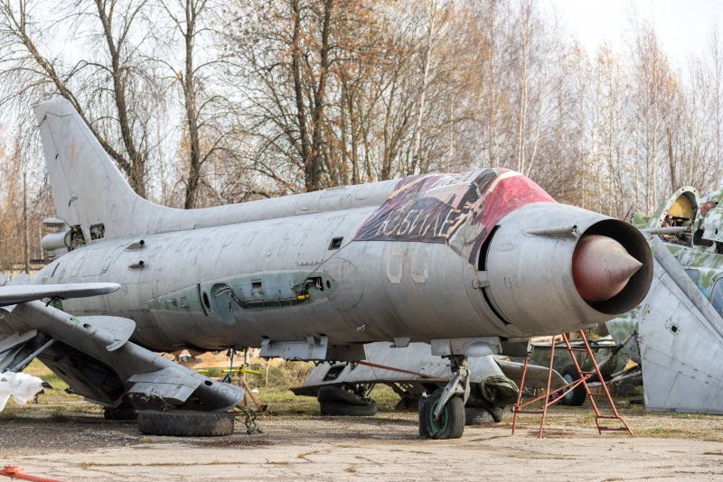 Су-17 истребитель-бомбардировщик
