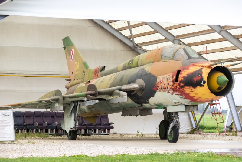 Самолёт Су-17м4
