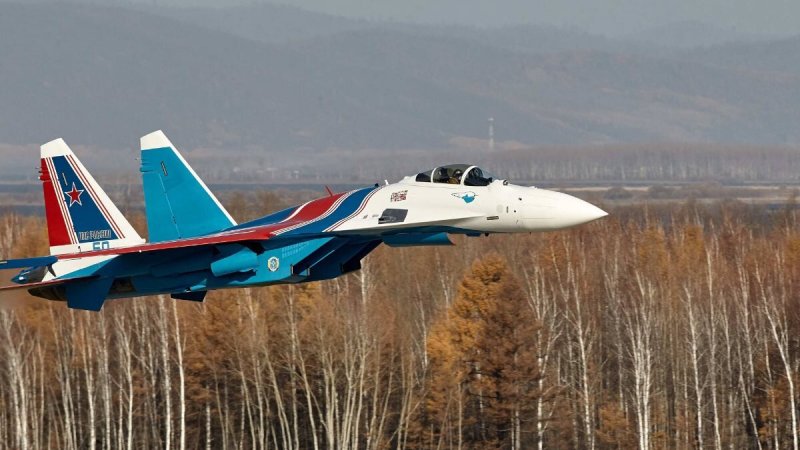 Русские Витязи пилотажная группа Су-35с