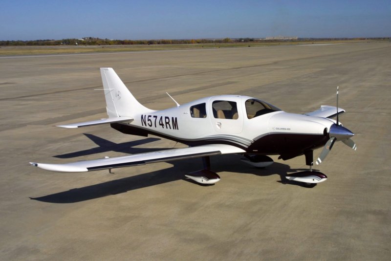 Lancair Columbia 300