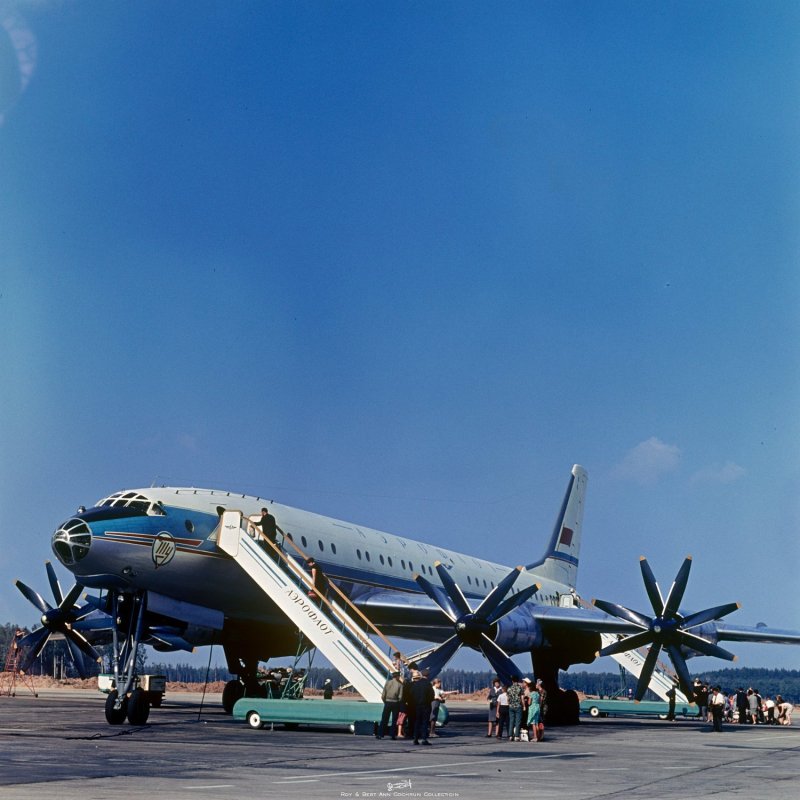Ту-114 пассажирский самолёт