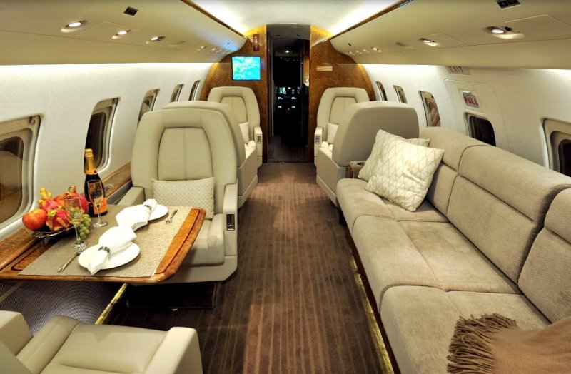 Jet Challenger 604