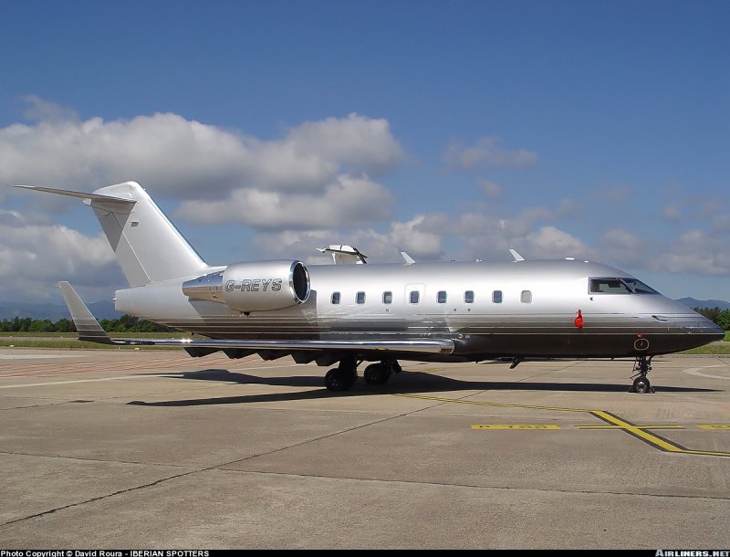 CL-604 самолет