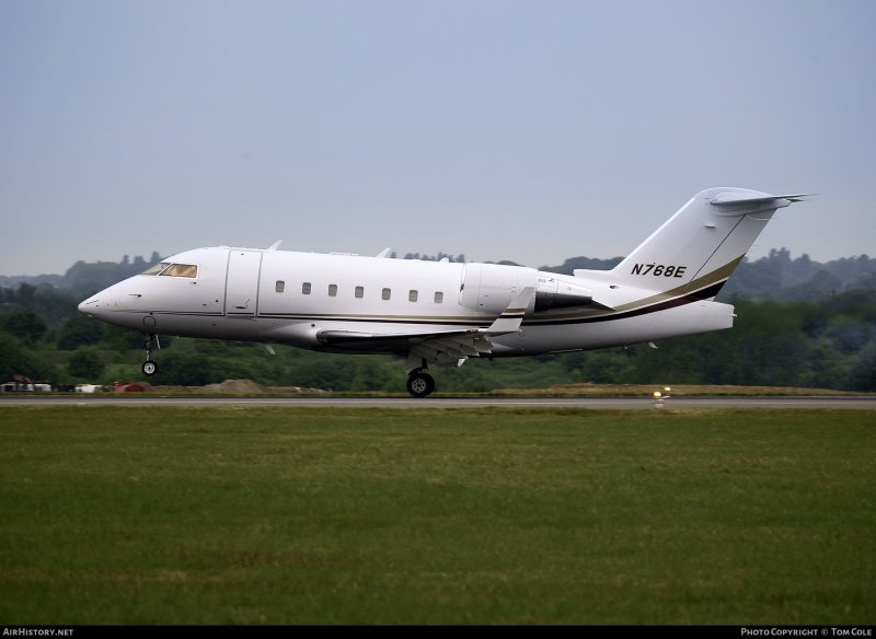 CL-600 Artemis самолет