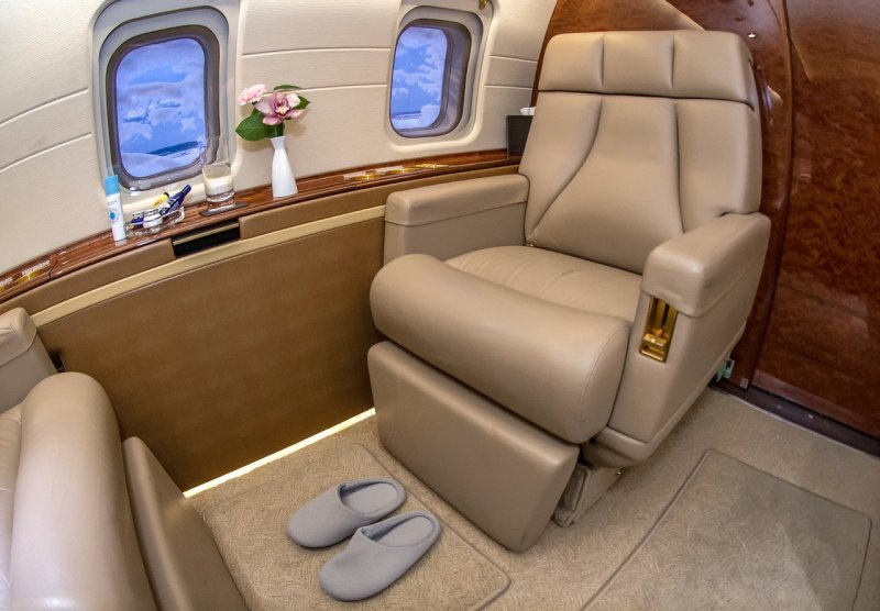 Bombardier Challenger 604 салон