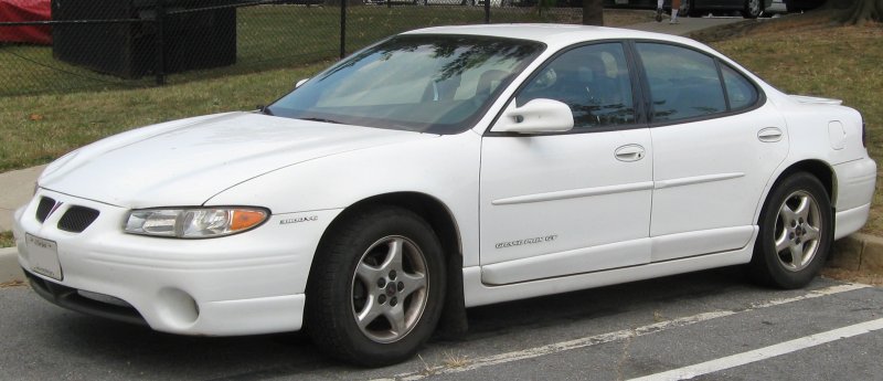 Pontiac Grand prix 2000 седан