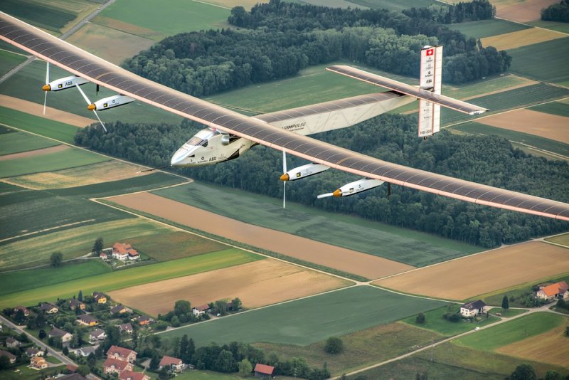 «Солнечный» самолет Solar Impulse