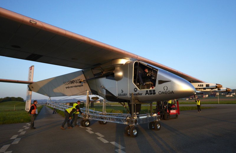 Solar Impulse 2 at the Payerne Air Base in November 2014