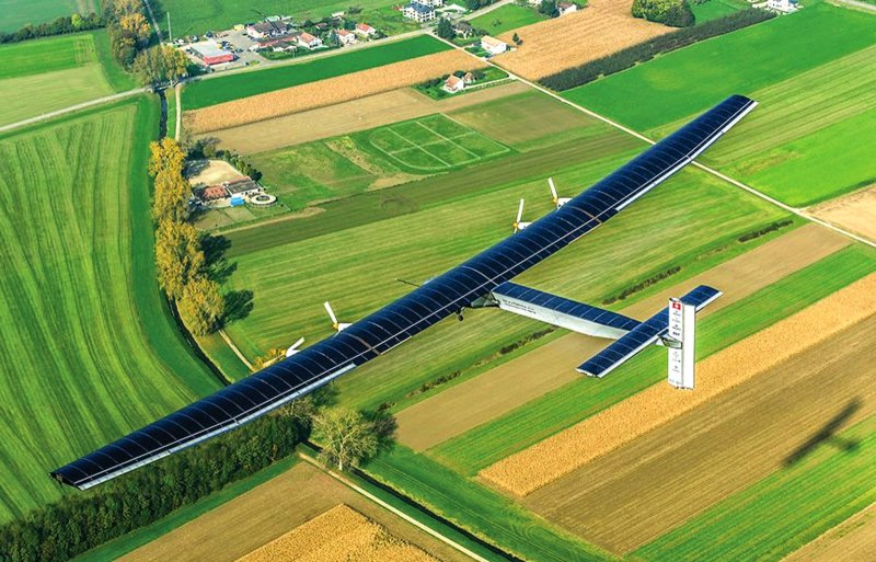 Solar Impulse самолет