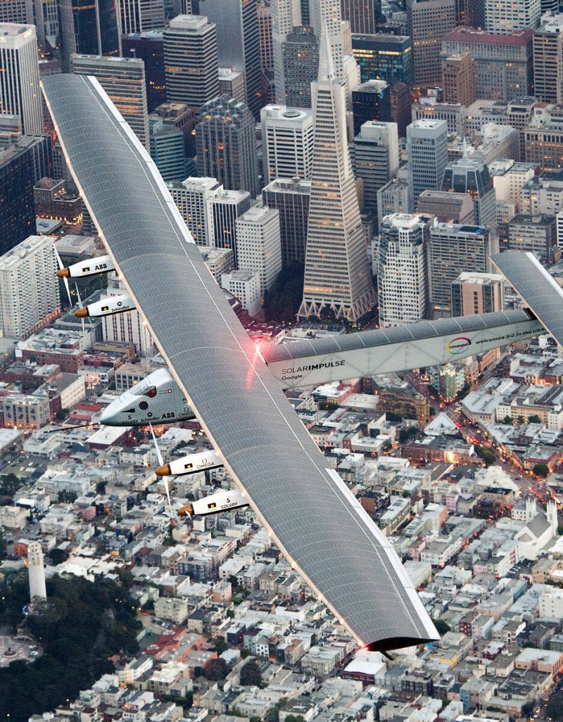 Solar Impulse самолет