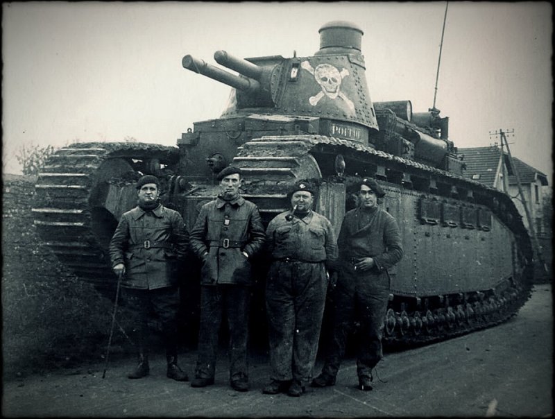 Французский танк гигант Char 2 c