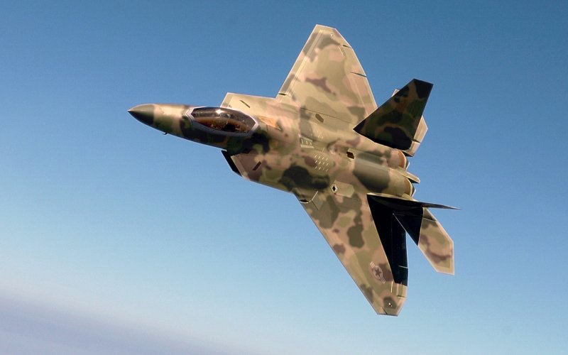 Самолет Раптор ф 22