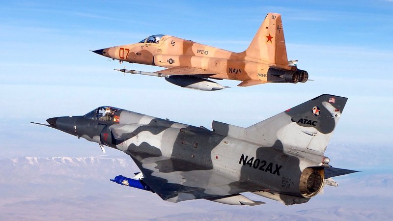 F5 самолет