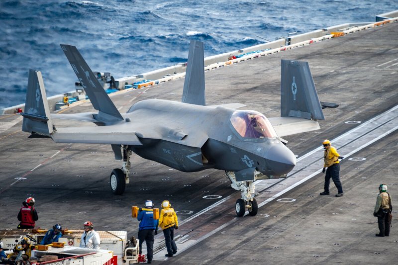 F 35 Lightning 2