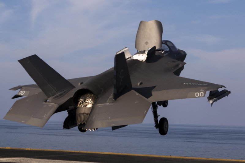 F 35 истребитель