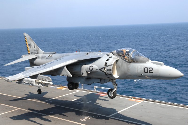 Av-8b Штурмовик