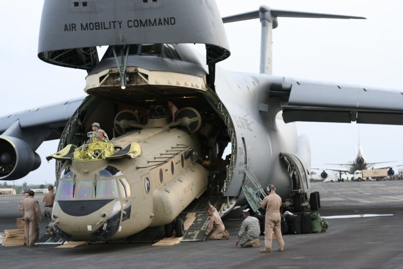 Lockheed c-5 Galaxy