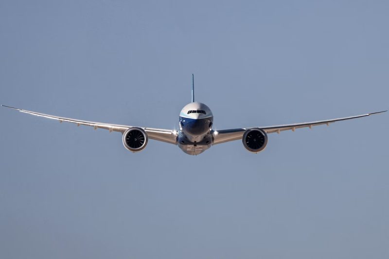 Самолёт Боинг 747 Россия