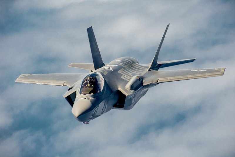F 35 Lightning 2