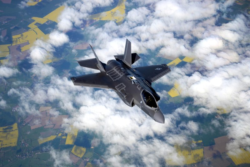 F35 Lightning II Wallpaper HD