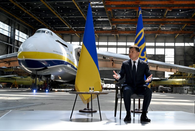 АН-225 Мрия уничтожен