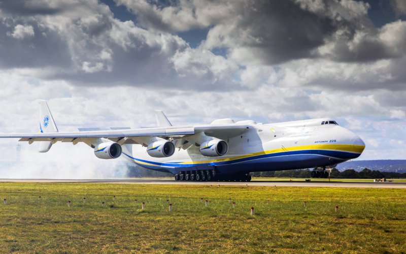 Самолёт Антонов 225