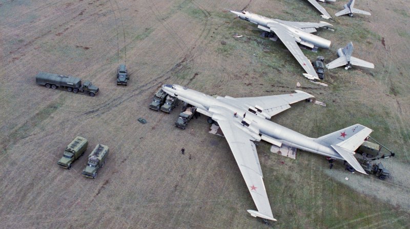 М4 Бизон самолет